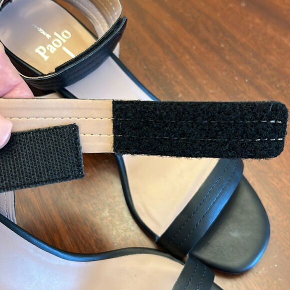 Linea Paola Emmie black ankle wrap heeled strappy sandals Size 9 NWOT - Picture 7 of 9